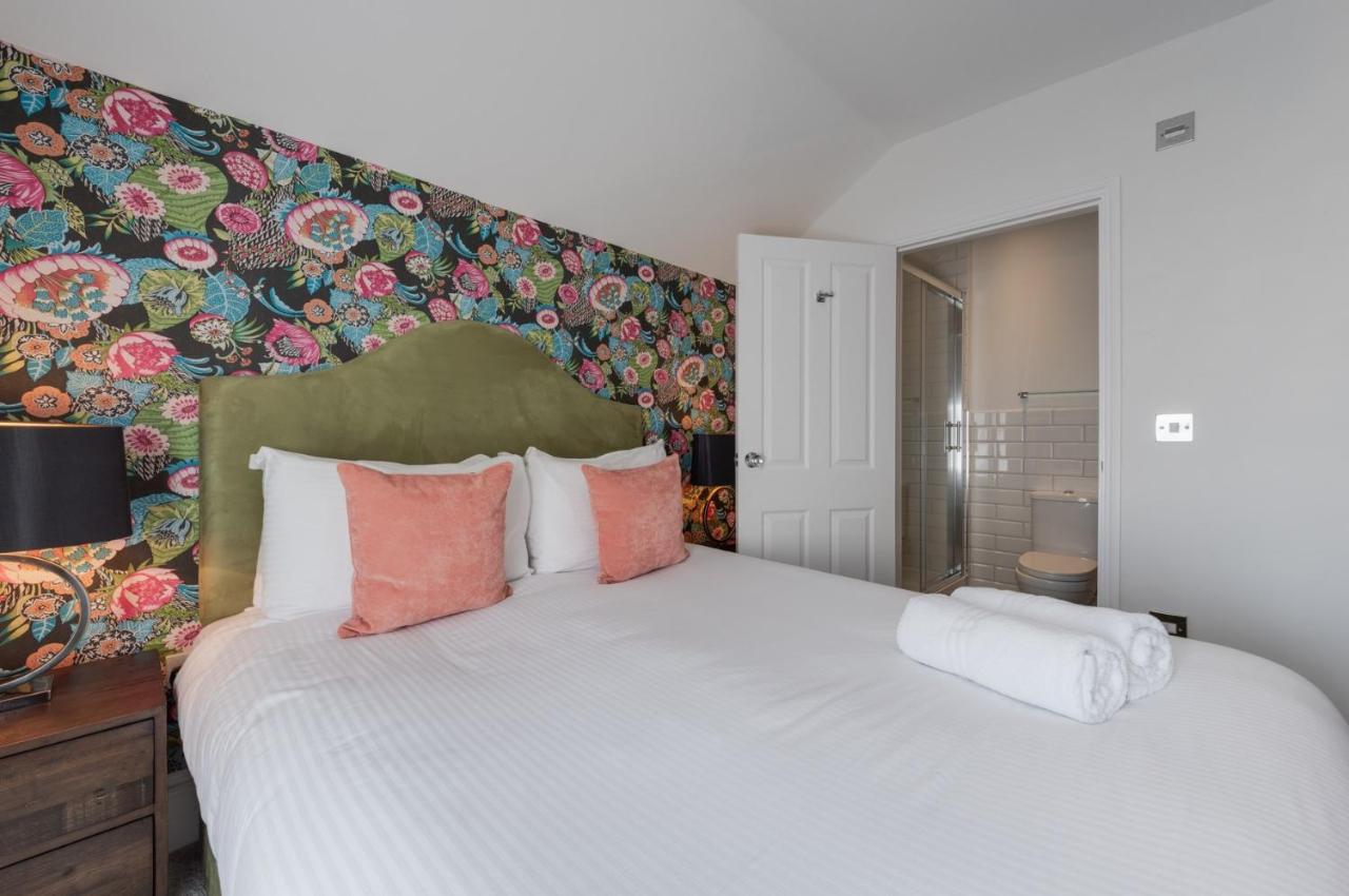 Stattons Boutique Hotel & Restaurant Портсмът Екстериор снимка