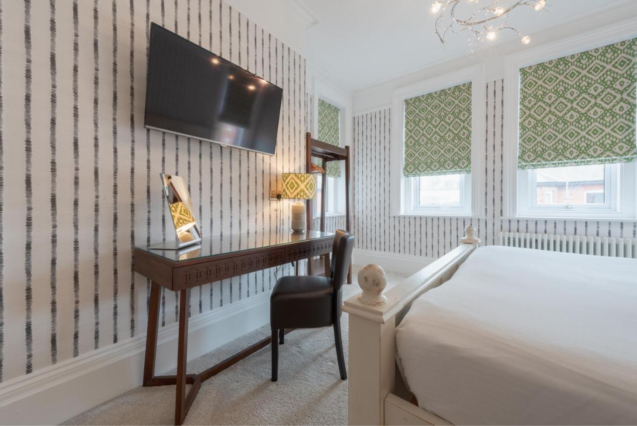 Stattons Boutique Hotel & Restaurant Портсмът Екстериор снимка