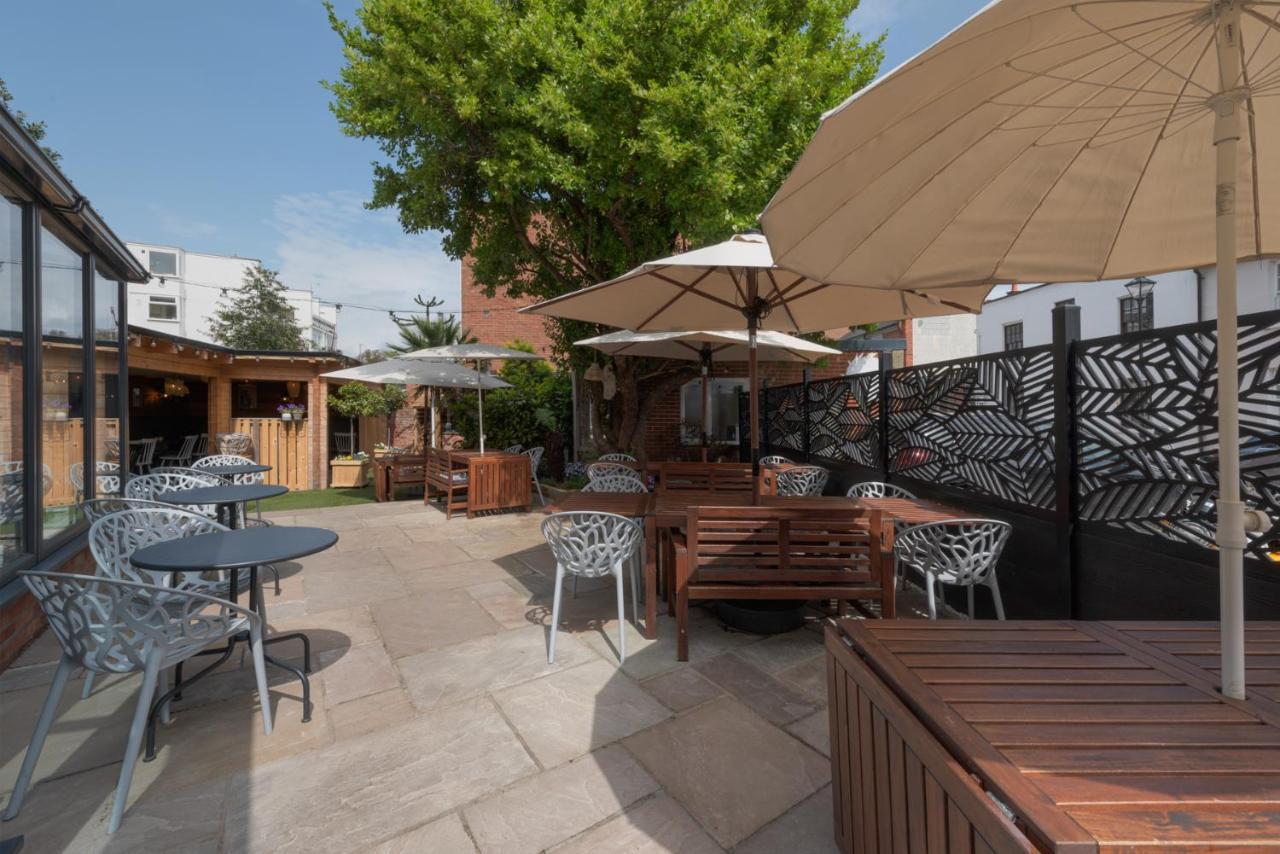 Stattons Boutique Hotel & Restaurant Портсмът Екстериор снимка