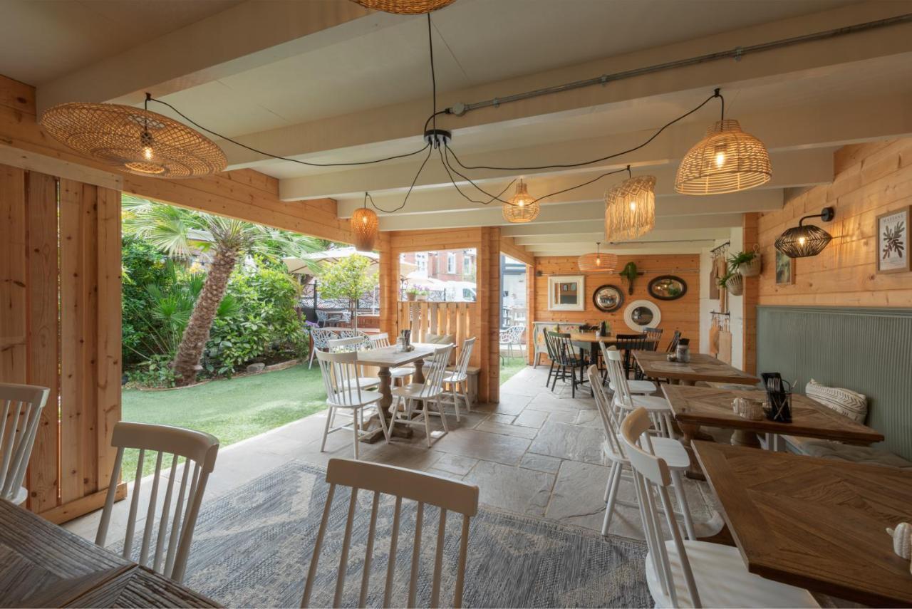 Stattons Boutique Hotel & Restaurant Портсмът Екстериор снимка