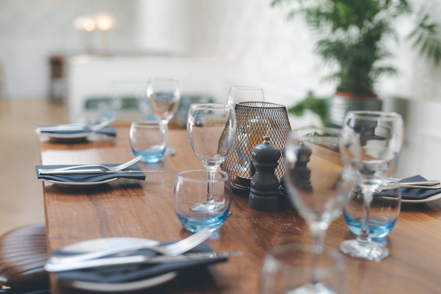 Stattons Boutique Hotel & Restaurant Портсмът Екстериор снимка